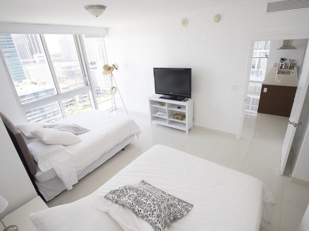 Icon Brickell By We Host Miami