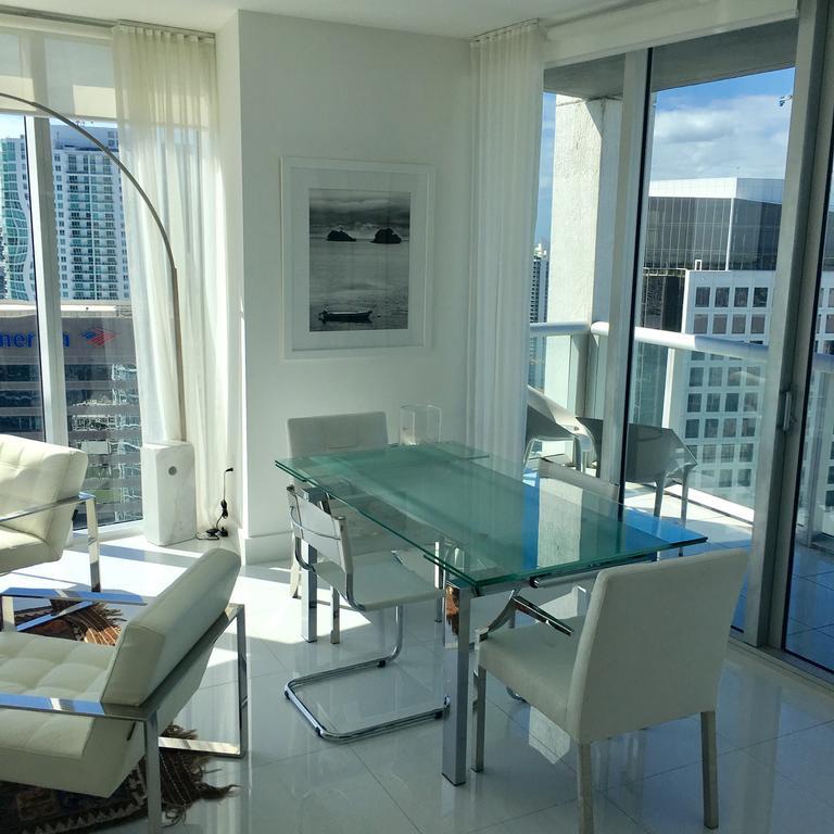 Icon Brickell By We Host